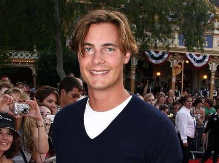 Best 9 Pics Of Erik Conover With His Fiancée Hanna Coleman Celebritopedia