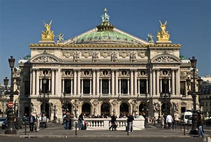 FileParis Opera full frontal architecture, May 2009.jpg Wikimedia
