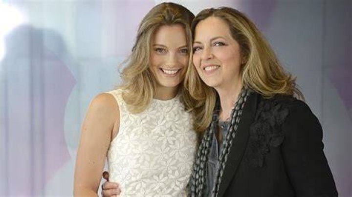Greta Scacchi and daughter Leila part ways after play in Perth