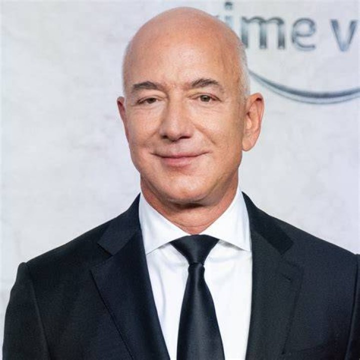 Jeff Bezos' Political Party Republican or Democrat?