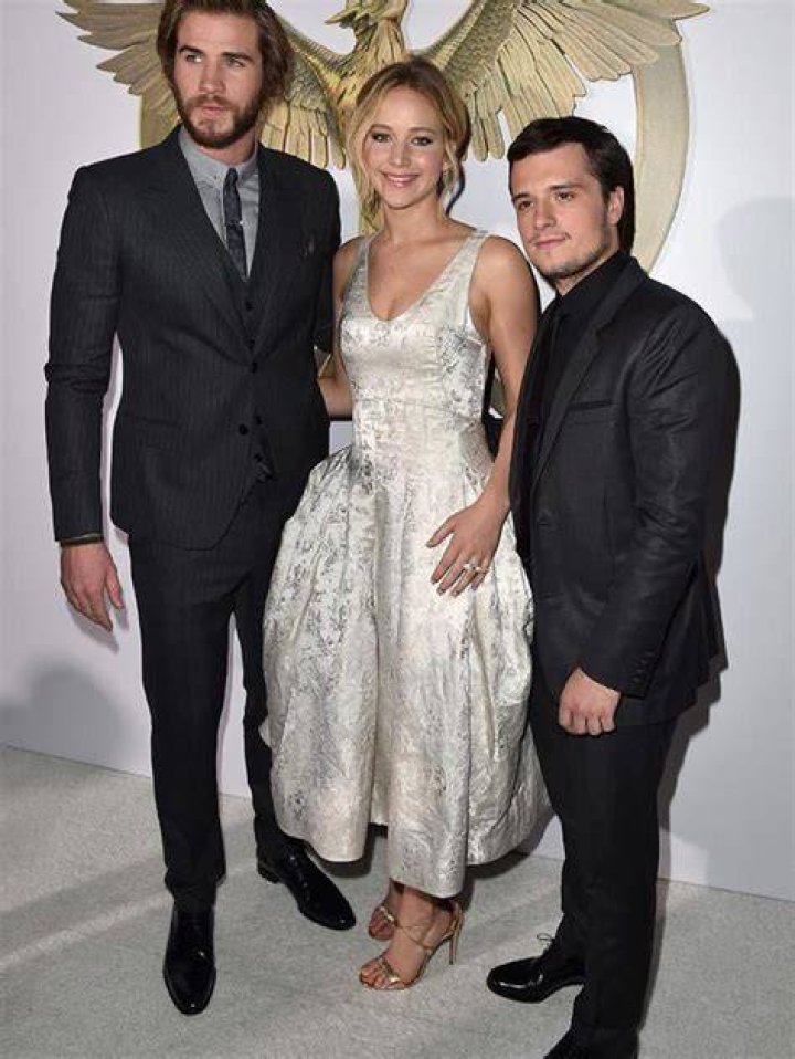 Jennifer Lawrence and Josh Hutcherson People's Choice Awards