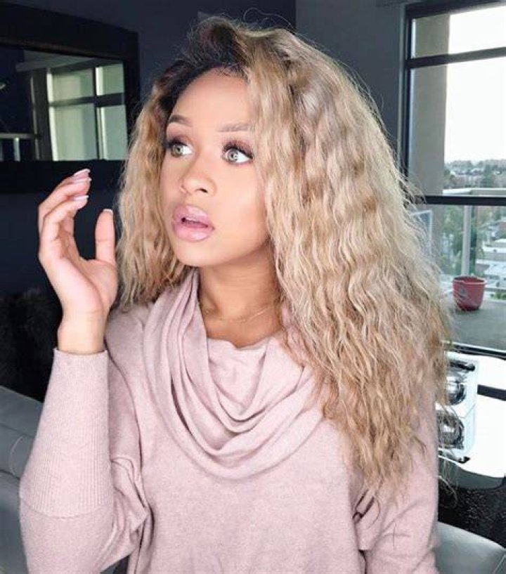 jilly anais real hair Google Search Long hair styles, Hair styles