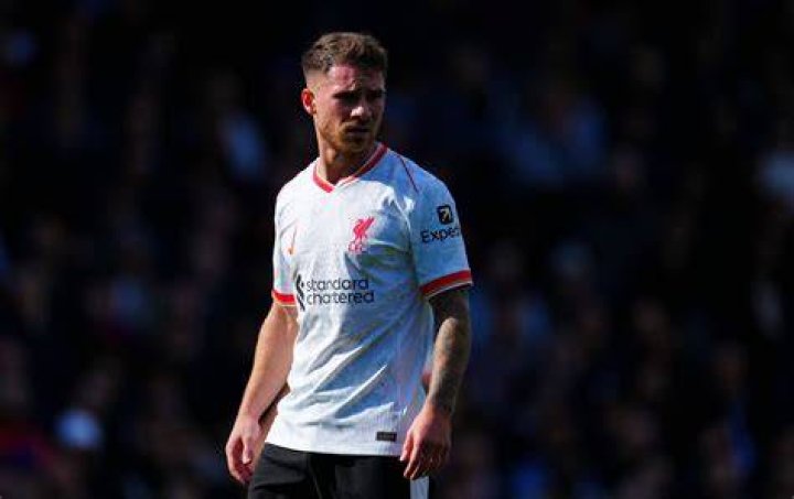 Liverpool set tone with &pound;84million Bellingham offer as chasing pack
