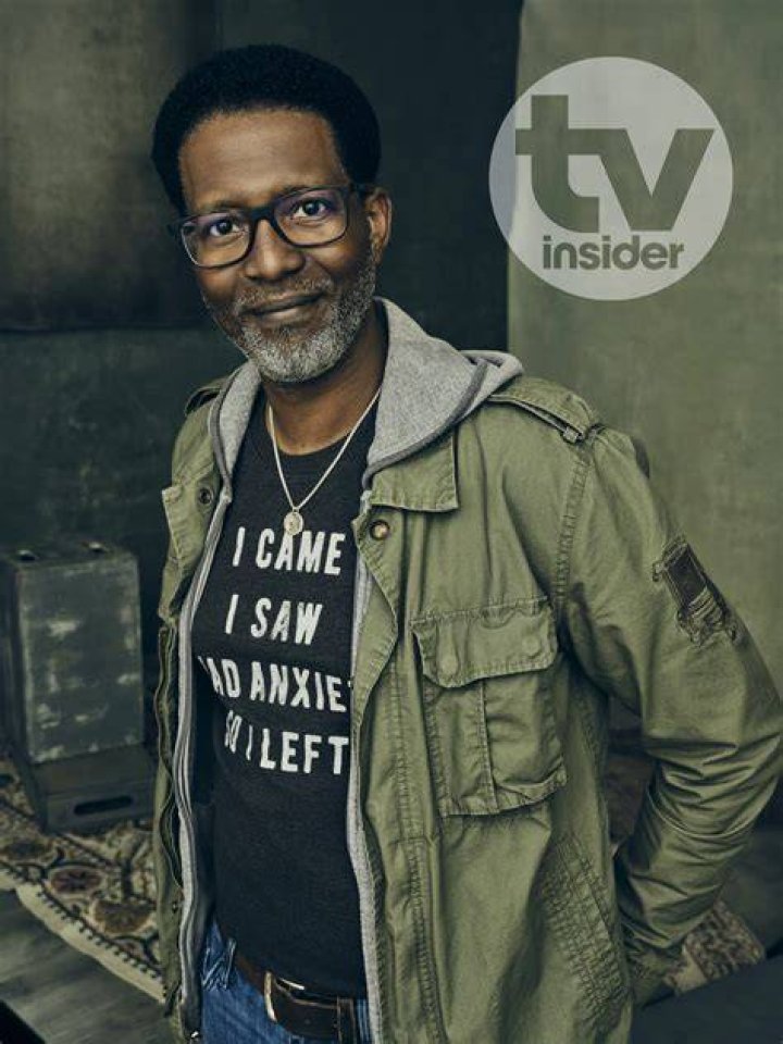 &lsquo;Resident Alien&rsquo; Star Corey Reynolds and His Wife Have a Son Who Fills