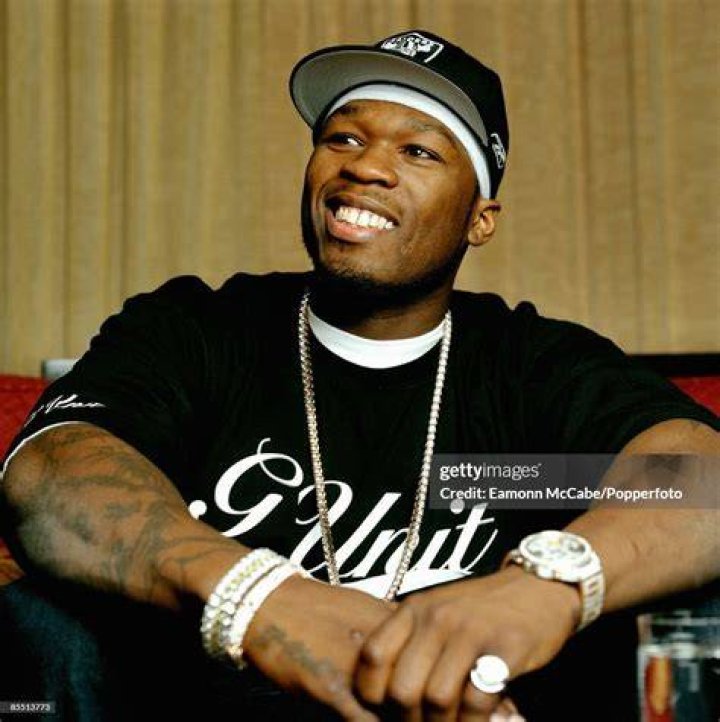 Rapper 50 Cent dá loja de brinquedos para filho como presente de Natal