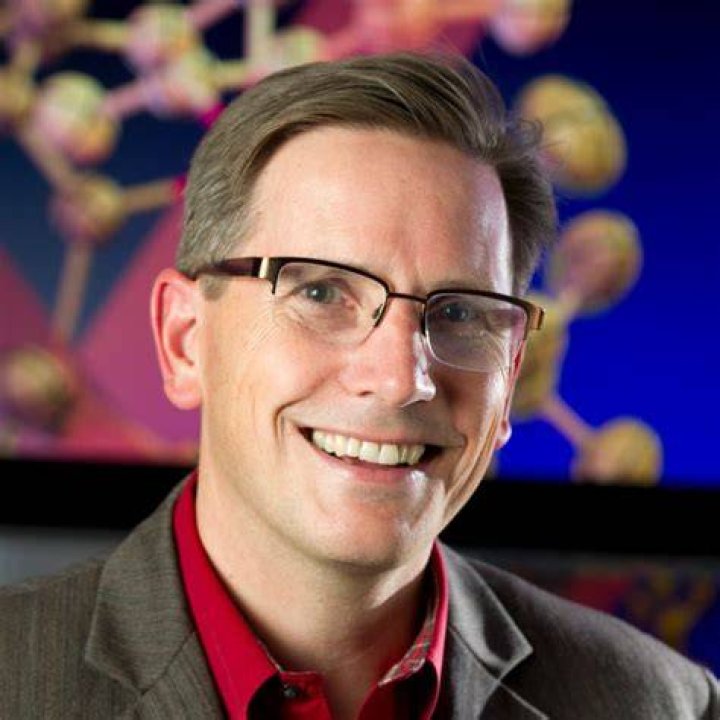 Schneider appointed Chair of Chemical and Biomolecular Engineering