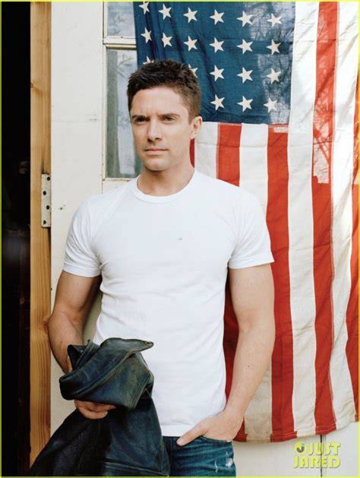 Topher Grace Patriotic 'Corduroy' Magazine Feature! Photo 2751969