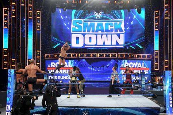 WWE Stopped SmackDown Match After Rey Mysterio Was Knocked &ldquo;Silly
