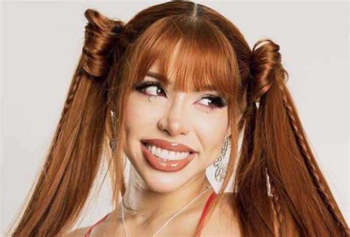 Yeri Mua llega a 8 millones de seguidores en Facebook tras ruptura